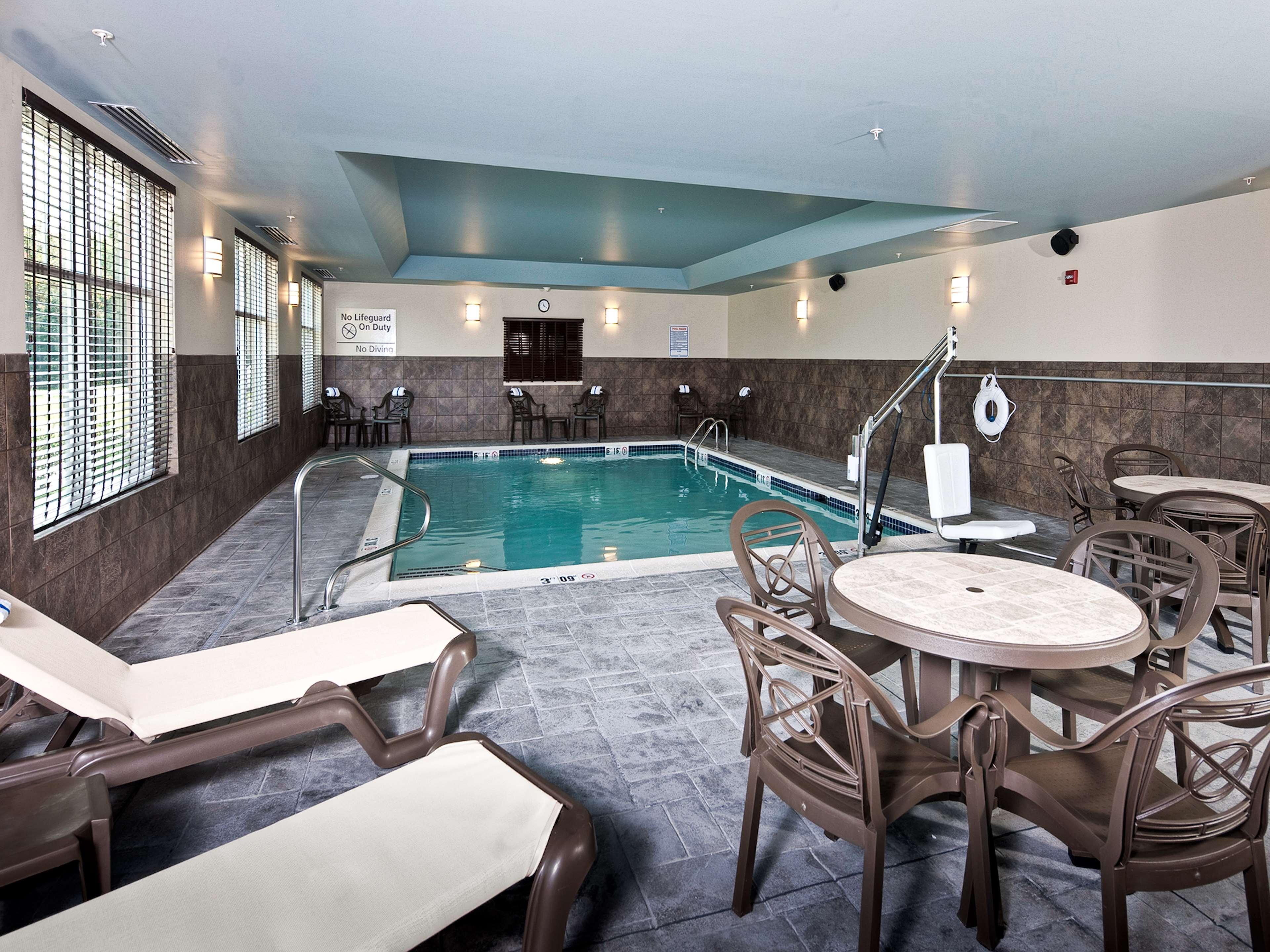 Hampton Inn Огаста Экстерьер фото