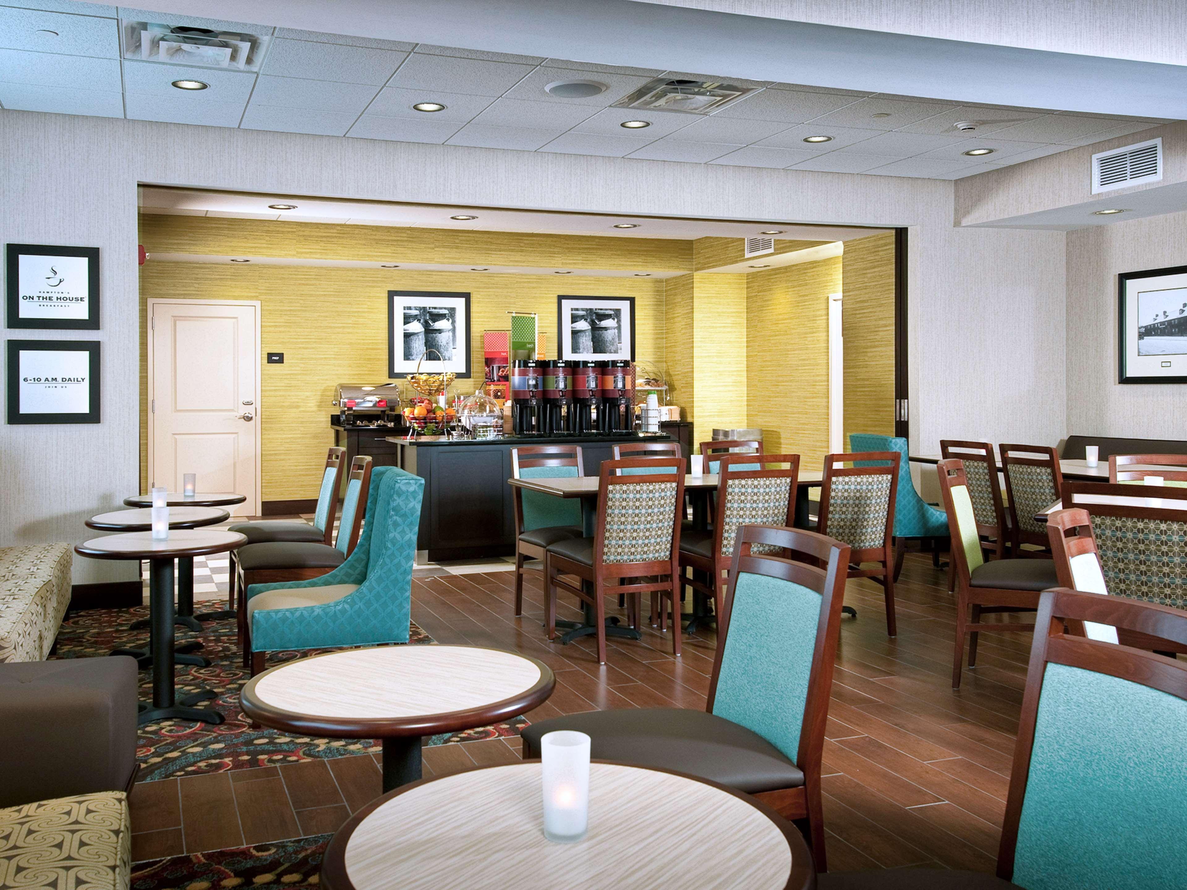 Hampton Inn Огаста Экстерьер фото