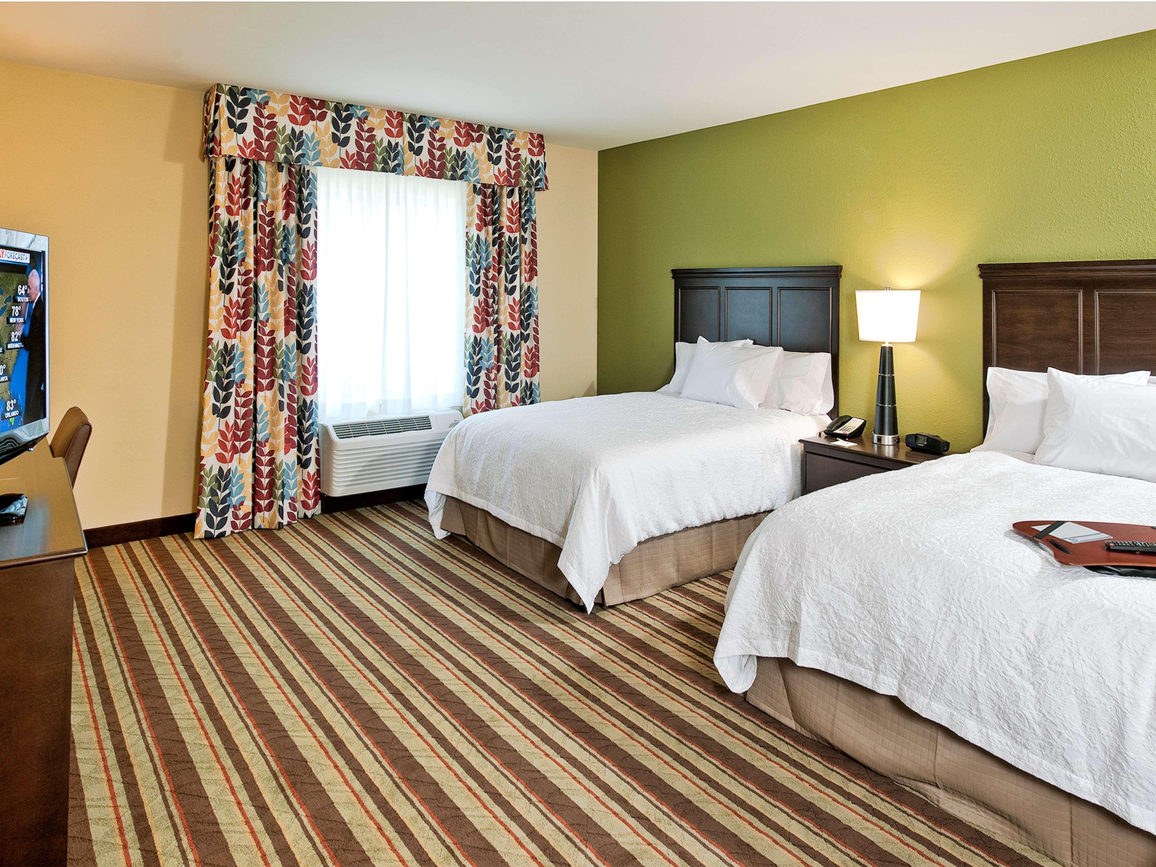 Hampton Inn Огаста Экстерьер фото