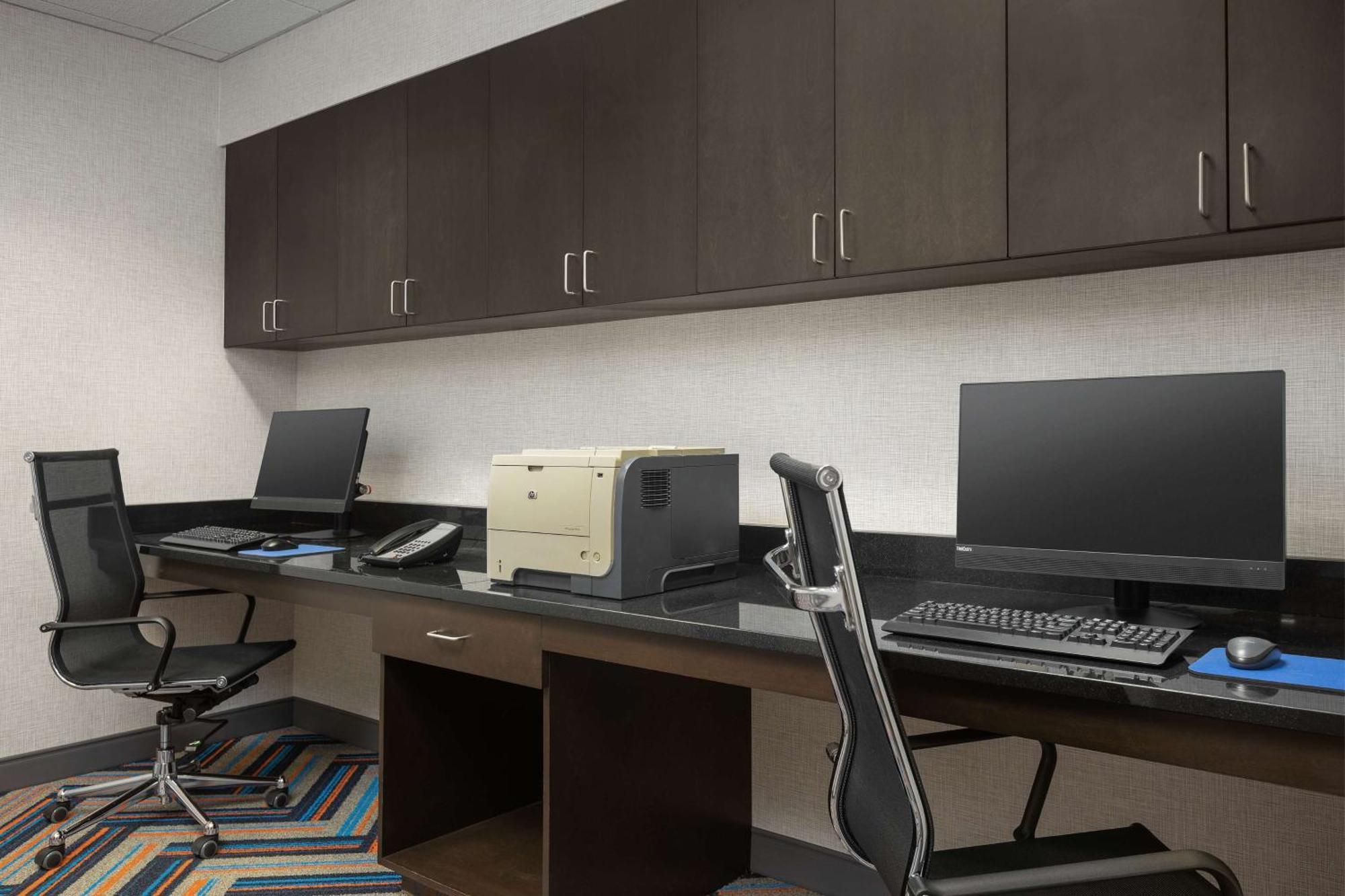 Hampton Inn Огаста Экстерьер фото