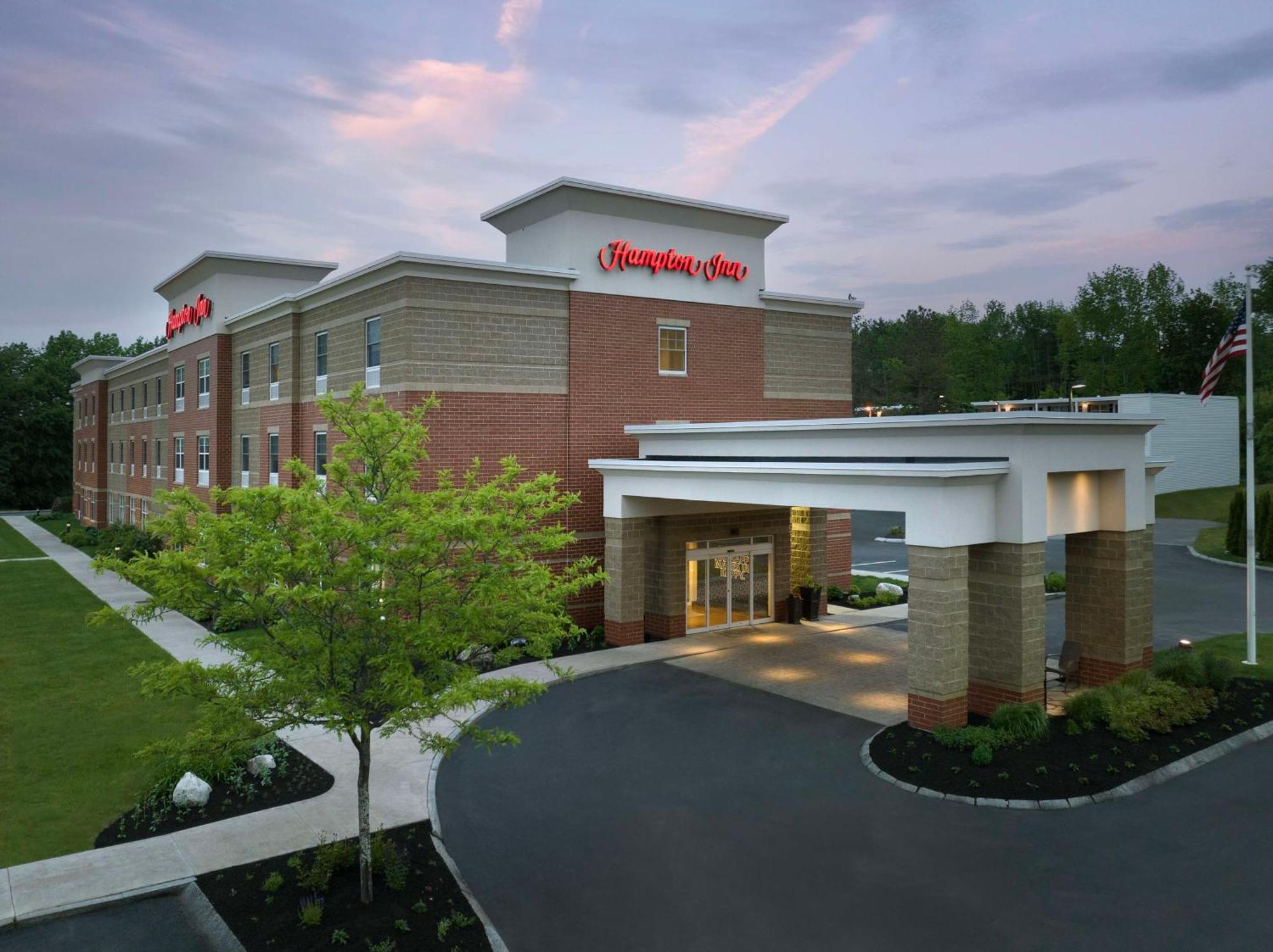 Hampton Inn Огаста Экстерьер фото