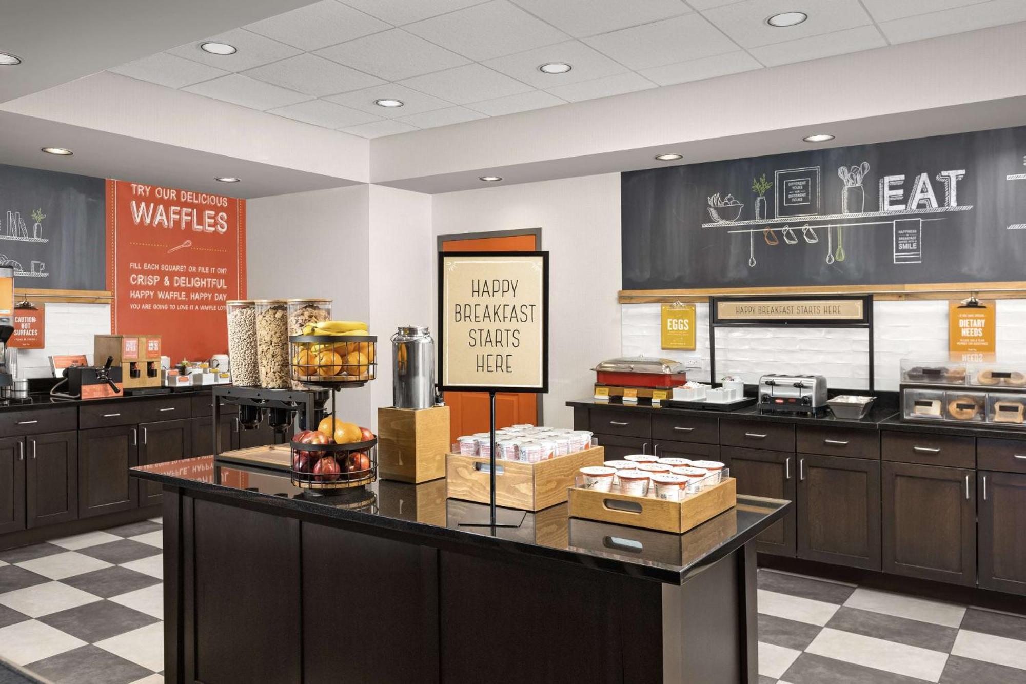 Hampton Inn Огаста Экстерьер фото